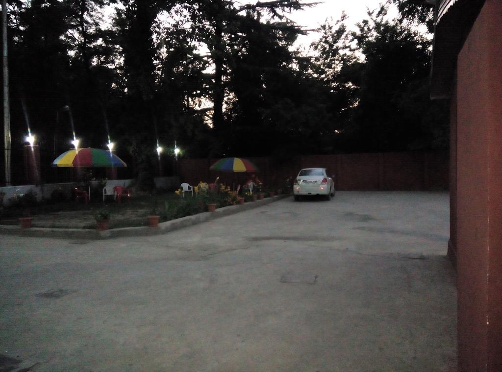 Hotel Grand Jigar Srinagar  Exterior photo